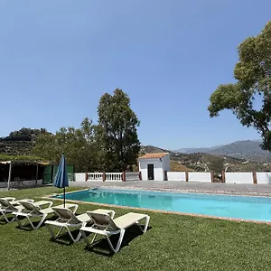 Villa Paradise - Alminares